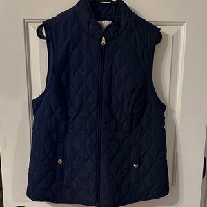 Croft & Barrow zip up vest. Size medium.